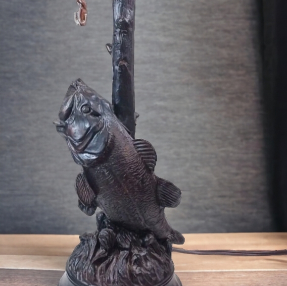 Bass Table Lamp Antique Bronze Color Heavy Resin Tan Faux Rawhide Shade 27" Tall - Picture 6 of 7